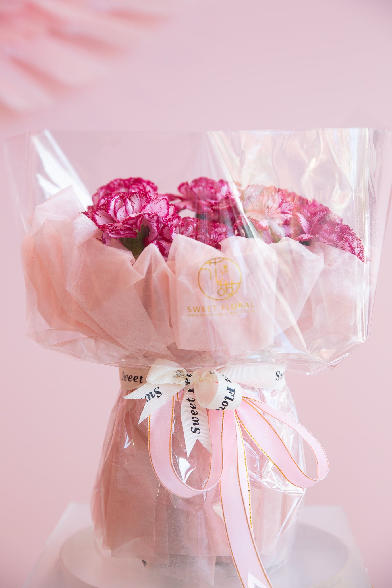 Fresh Flowers | 237 W Cermak Rd. Chicago, IL 60616 312-868-8300